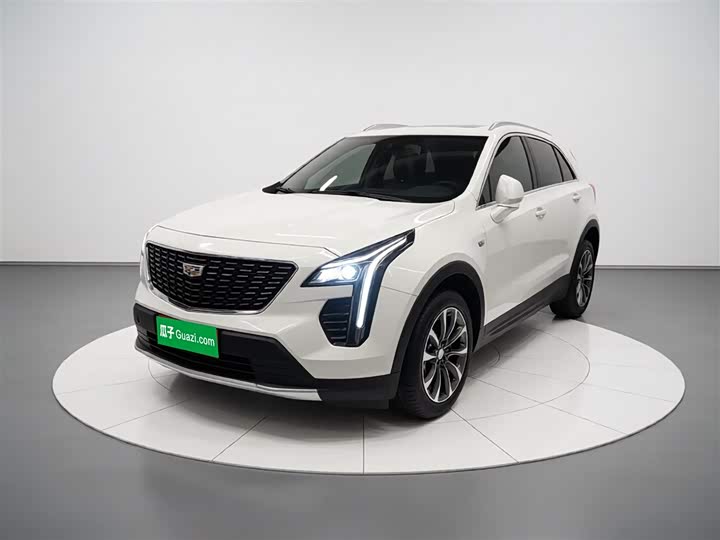 Фото 1 - Cadillac XT4