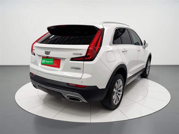 Фото 7 - Cadillac XT4