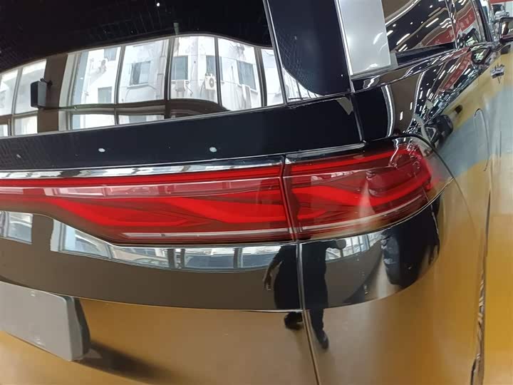 BYD Xia 2025 2025款 DM-i 1.5T 180km 超越型