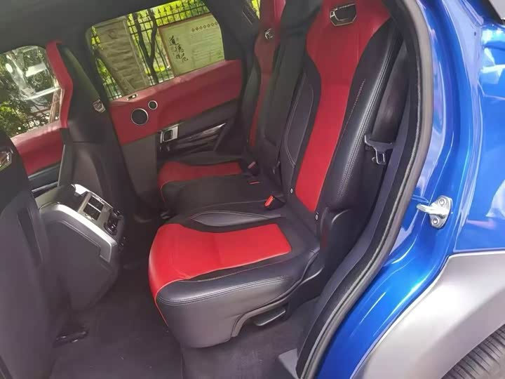 Zdjęcie 7 - Land Rover Range Rover Sport