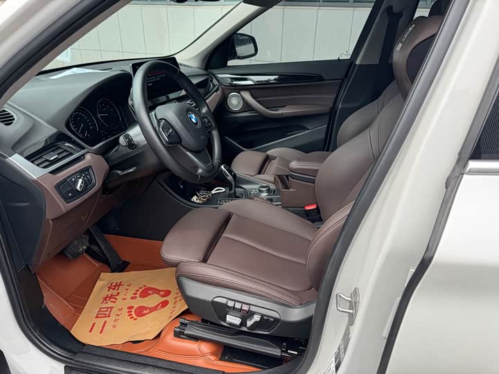 Фото 6 - BMW X1