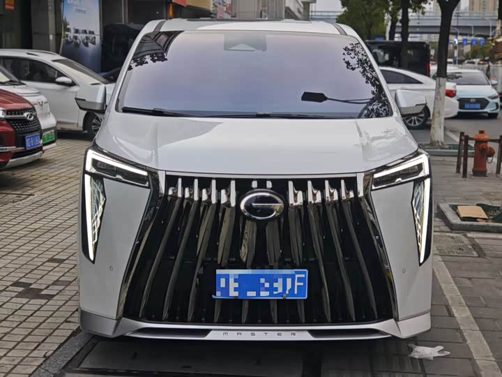 GAC Trumpchi M8 2025 2025款 宗师系列 超级混动版