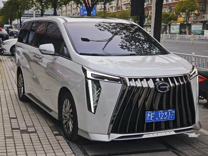 GAC Trumpchi M8 2025 2025款 宗师系列 超级混动版