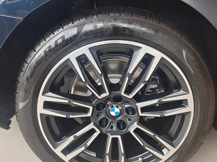 2026 BMW 5 Series