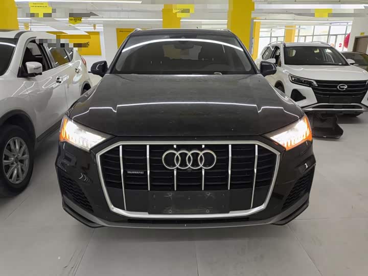 Audi Q7 2021 2021款 55 TFSI quattro S line运动型
