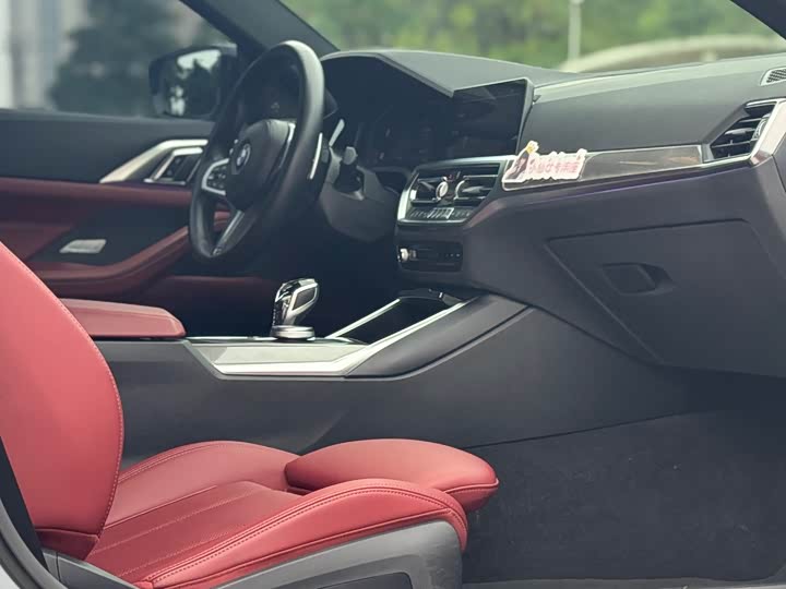 Photo 9 - BMW 4 Series