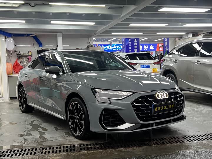 Audi A3 2026 2026款 A3L Limousine 35TFSI 飞驰尊享型