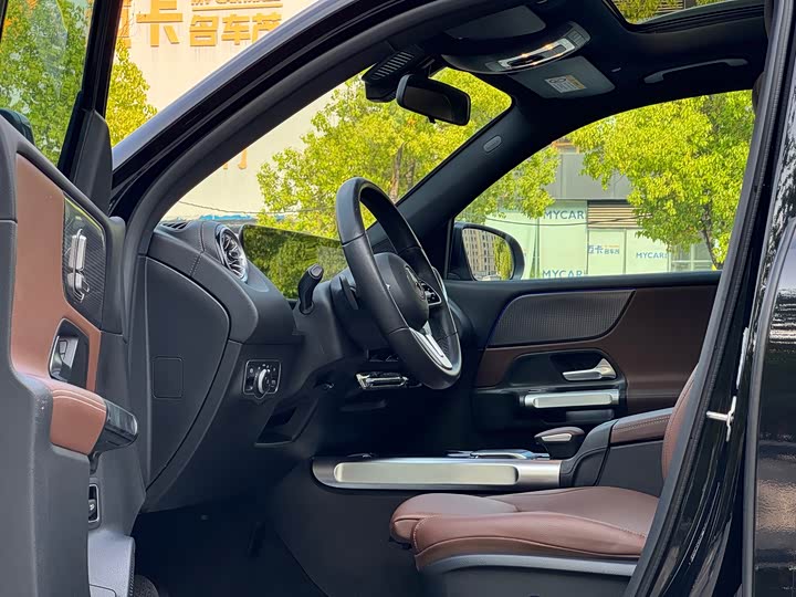 Mercedes-Benz GLB-Class 2022 2022款 GLB 200 时尚型