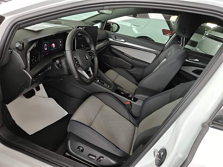 2026 Volkswagen Golf