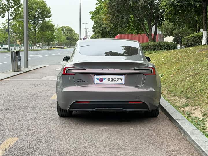 Tesla Model 3 2025 2025款 改款 后轮驱动版