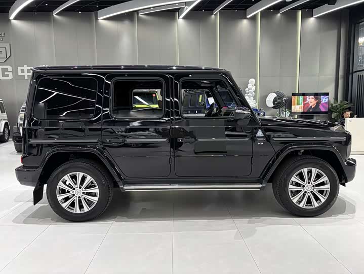 Фото 4 - Mercedes-Benz G-Class