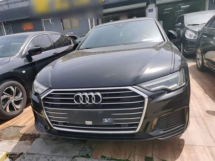 Photo 3 - Audi A6L