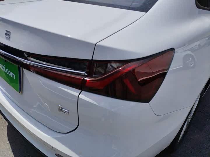 Roewe i5 2026 2026款 1.5L 手动舒享版