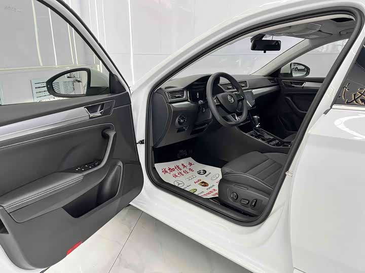 Skoda Superb 2023 2023款 改款 TSI280 DSG尊享版