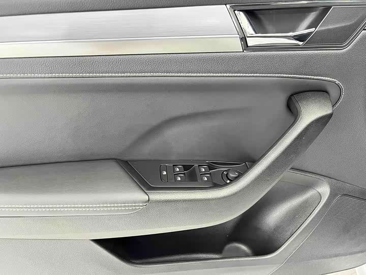 Skoda Superb 2023 2023款 改款 TSI280 DSG尊享版