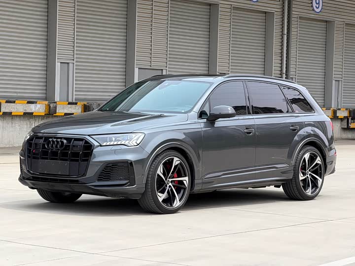 Audi SQ7 2024 2024款 4.0 TFSI 暗夜骑士版