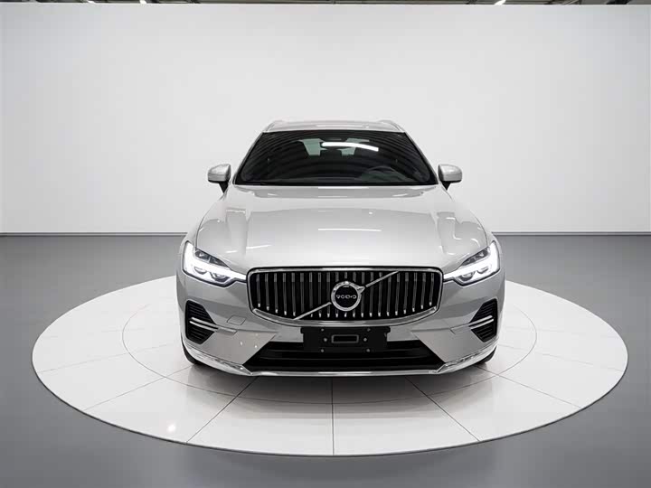 Фото 3 - Volvo XC60