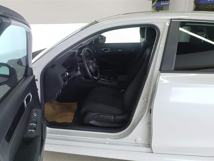 Фото 9 - Honda Civic