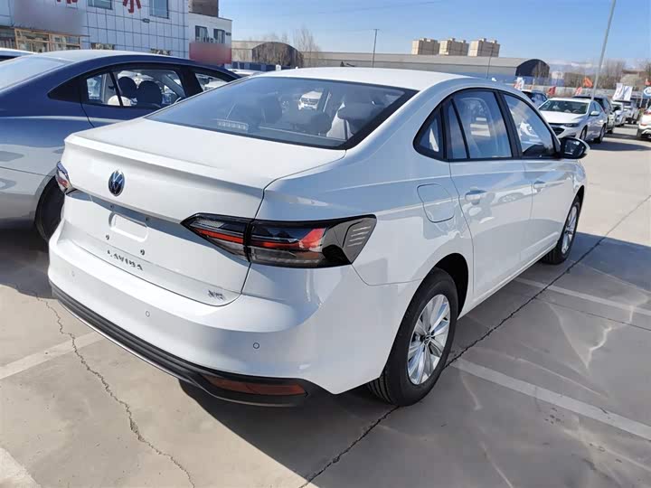 Photo 5 - Volkswagen Lavida