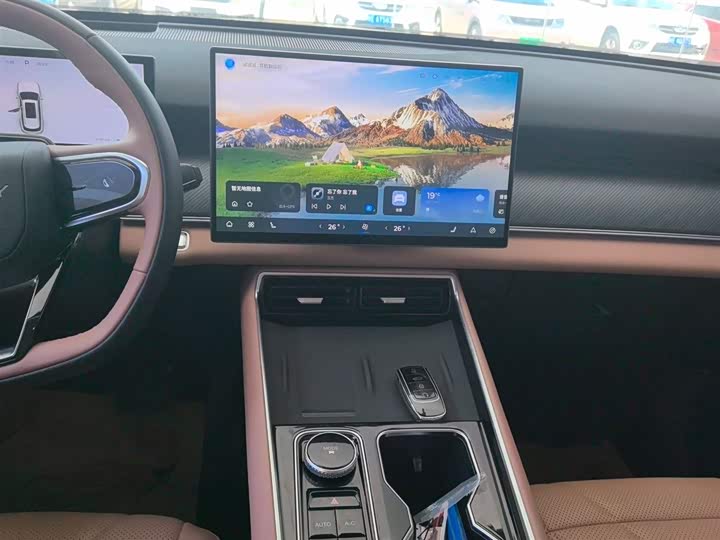 Chery Tiggo 8L 2024 2024款 2.0T 两驱尊贵版 5座
