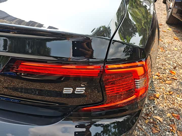 Фото 8 - Volvo S90