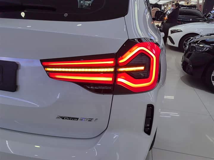 Фото 8 - BMW X3