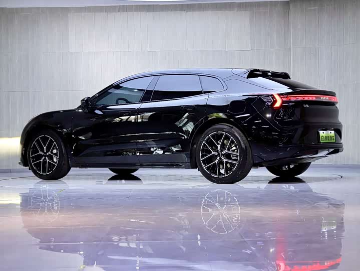 2026 Zeekr 001
