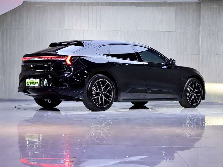 2026 Zeekr 001