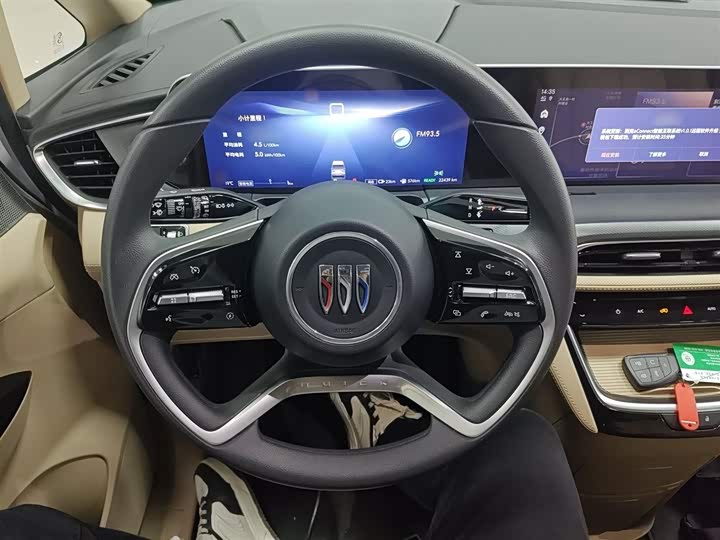 Buick GL8 Hybrid 2025 2025款 陆尚 先享版