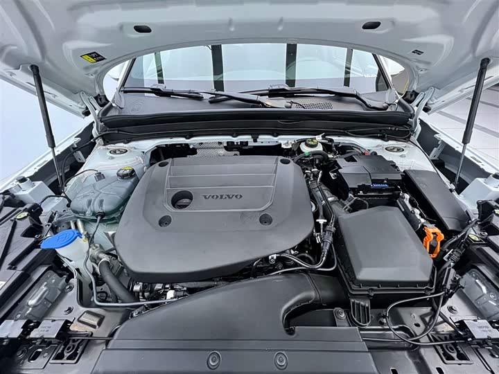 Volvo XC40 2024 2024款 B3 智远豪华版