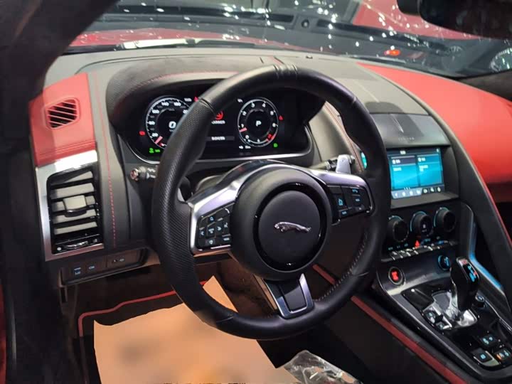 Jaguar F-Type 2023 2023款 P300 硬顶版 R-DYNAMIC BLACK