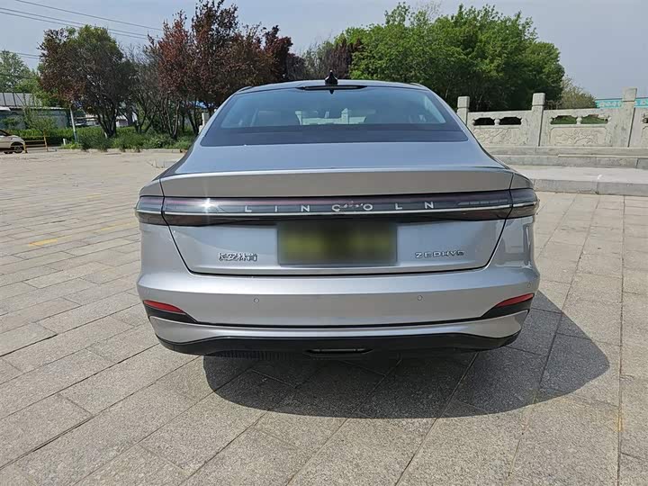 Lincoln Z (Zephyr) 2024 2024款 2.0T 两驱尊尚混动版