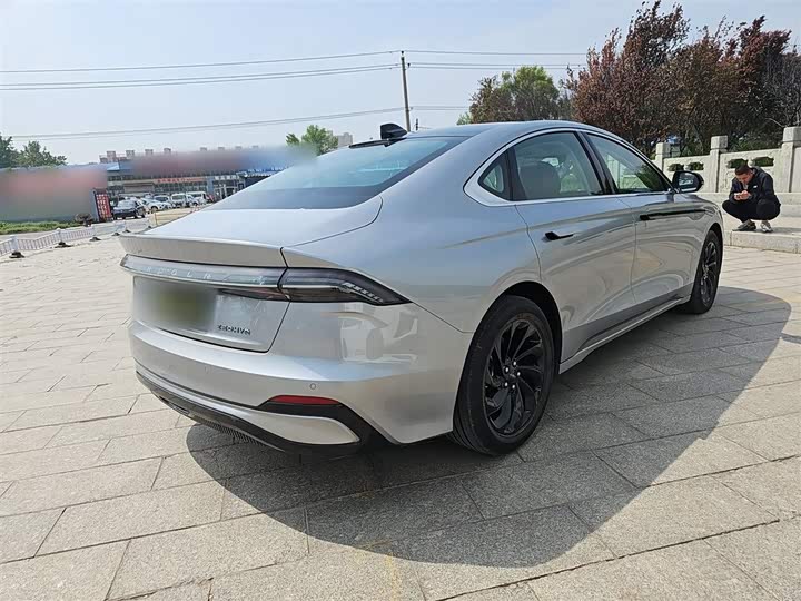 Lincoln Z (Zephyr) 2024 2024款 2.0T 两驱尊尚混动版