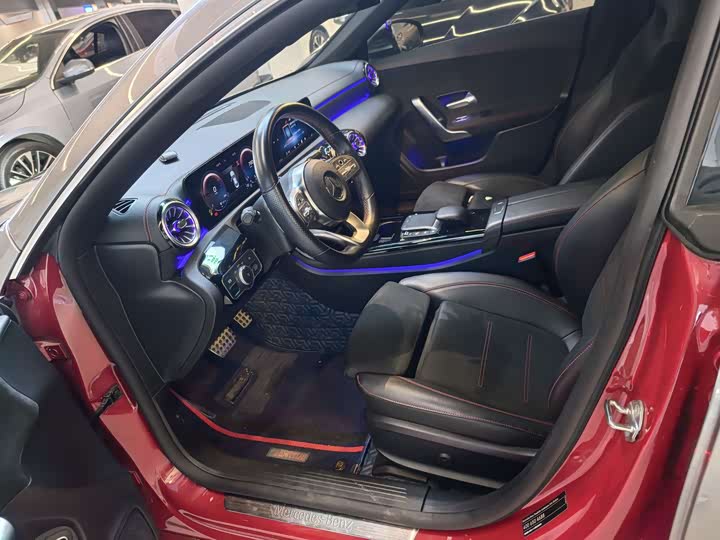 Фото 6 - Mercedes-Benz CLA-Class