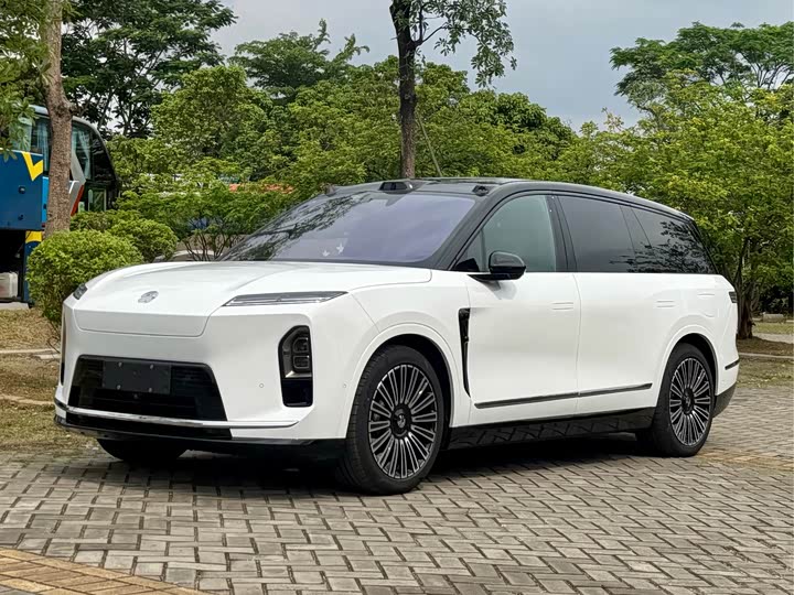 Nio ES8 2026 2026款 六座行政豪华版