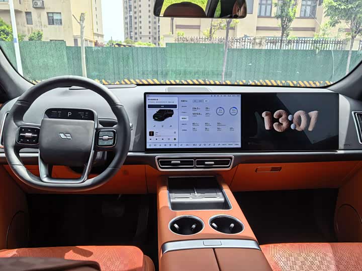 2025 LiXiang L7