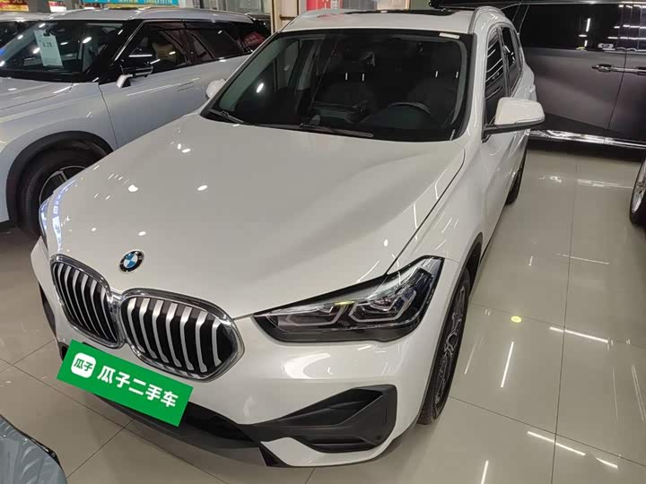 Photo 1 - BMW X1