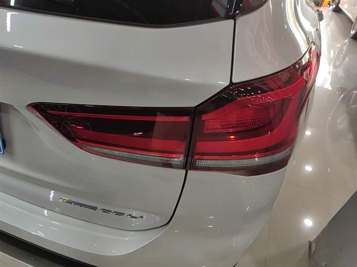 Photo 8 - BMW X1
