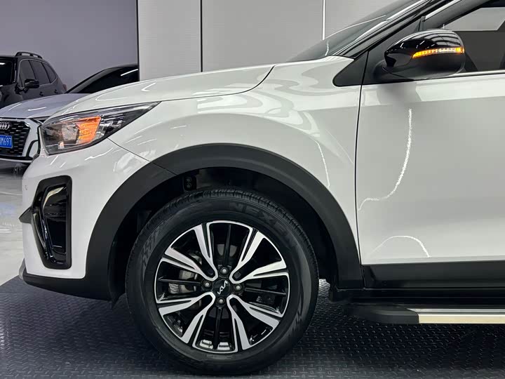 Kia KX1 2021 2021款 1.4L CVT天窗款