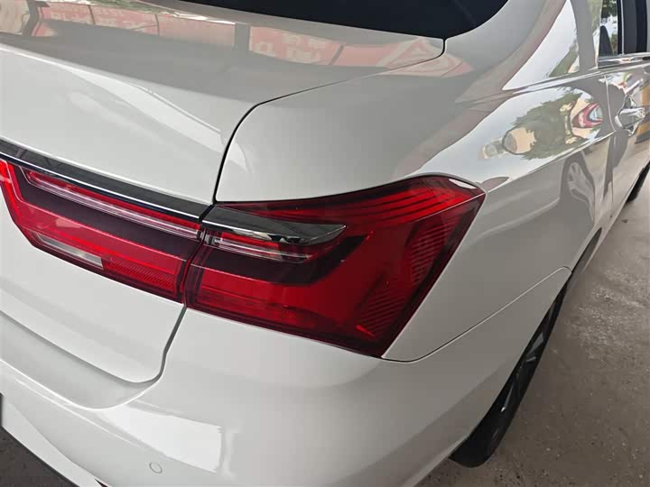 Фото 8 - BYD Qin