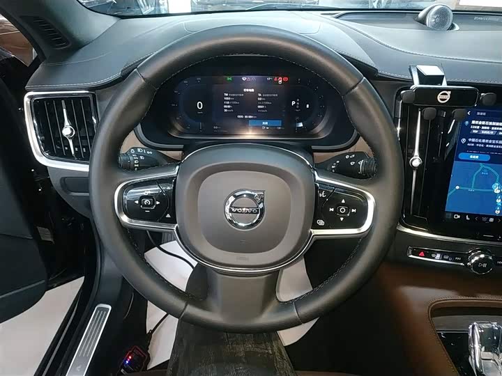 Фото 7 - Volvo S90