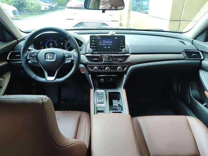 Zdjęcie 6 - Honda Inspire