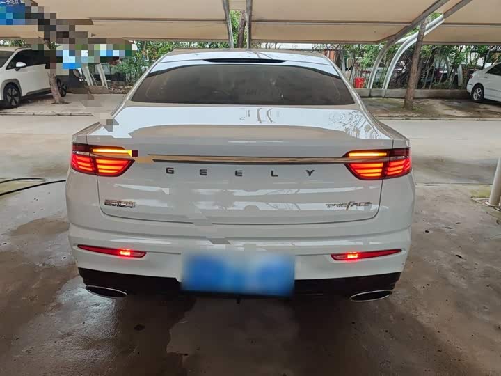 Zdjęcie 6 - Geely Preface