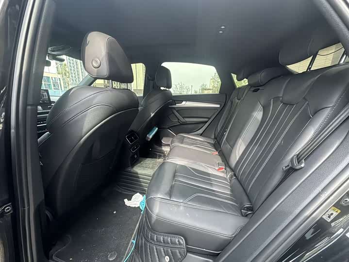 Audi Q5L Sportback 2022 2022款 40 TFSI RS套件燃速型
