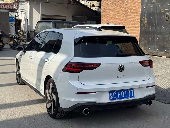 Volkswagen Golf GTI 2023 2023款 380TSI DSG GTI