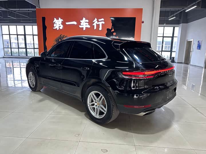Фото 4 - Porsche Macan