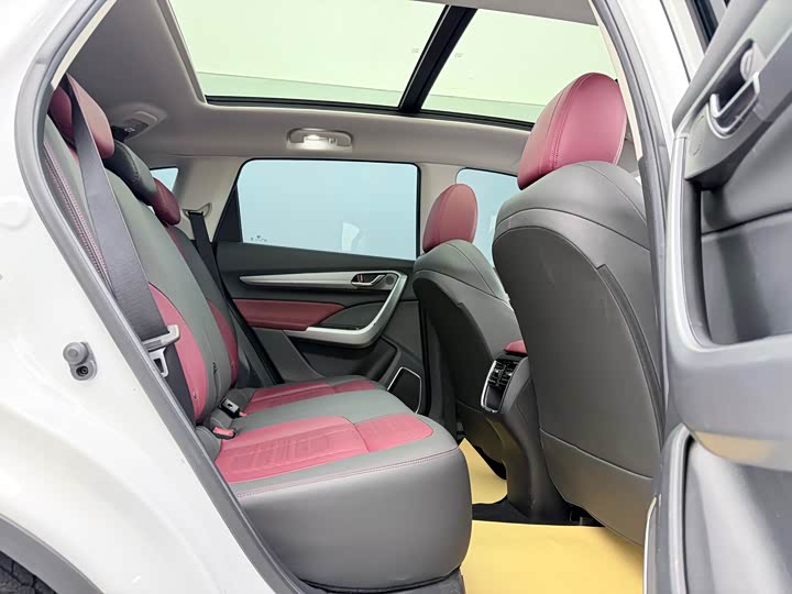 Dongfeng Aeolus AX7 2021 2021款 PRO 1.6T 自动公务版