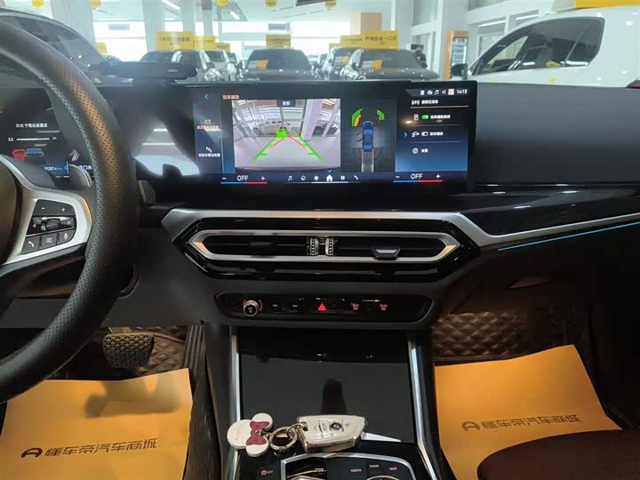 Фото 9 - BMW 3 Series