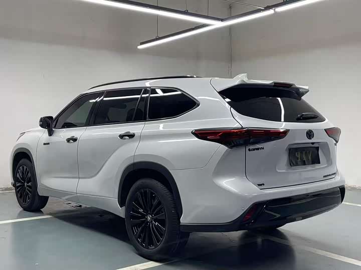 Toyota Highlander 2024 2024款 2.5L智能电混双擎四驱尊贵版 7座