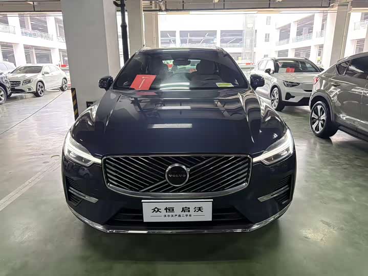 Volvo XC60 2026 2026款 B5 四驱智逸豪华版